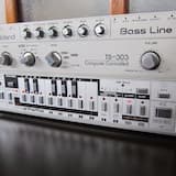 Acid Raver 34-Billou