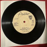 Mosaico no. 11: Irremediablemente solo / Pecado de amor