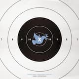 Люди с автоматами