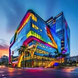 Fashionable corporate promotional videos, lively and active business activities