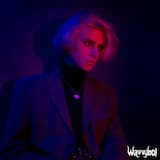 fall in love with me