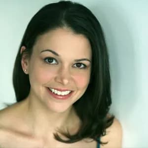 Sutton Foster avatar