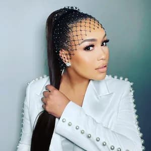 Rebecca Ferguson avatar