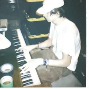 Oliver Crosby avatar