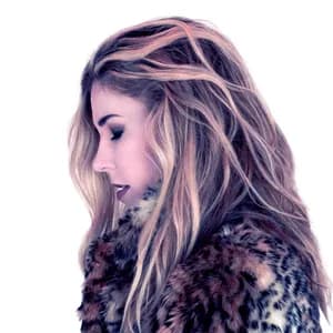 Jennifer Paige avatar