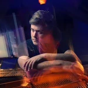 Benjamin Wallfisch avatar