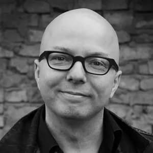 Oliver Rohrbeck avatar