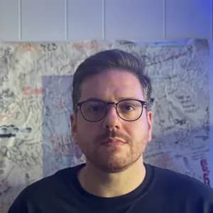 Steel Tipped Dove avatar