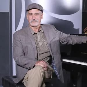 Alexander Litvinovsky avatar