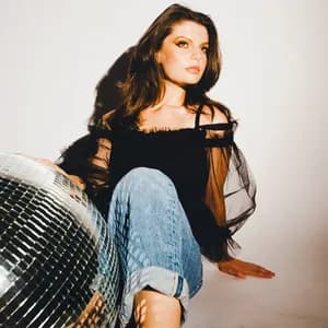 Anna Dellaria avatar