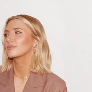 Katie Torwalt avatar