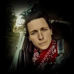 Hannah Marshall avatar