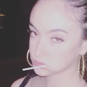 PurpleSparklyBentley avatar