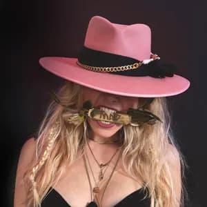 Mad Hatter's Daughter avatar