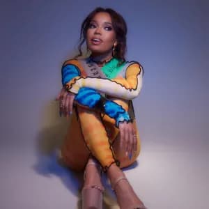 Dionne Bromfield avatar