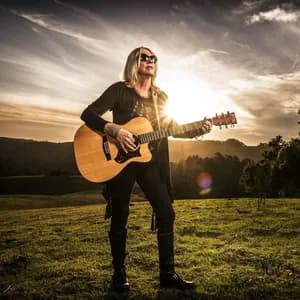Pegi Young & The Survivors avatar