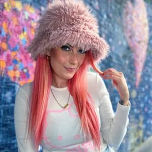 Leanne Louise avatar