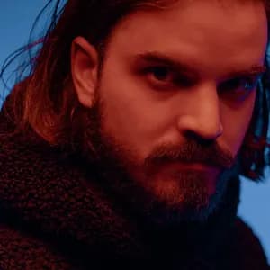 Vlad Flueraru avatar