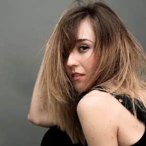 Holly Terrens avatar