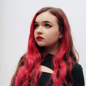 Алёна Швец avatar