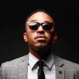 October London avatar