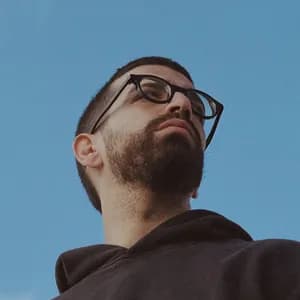 חנן בן ארי avatar