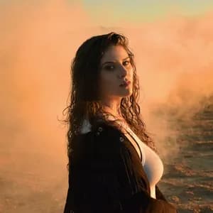 Bethany Cosentino avatar