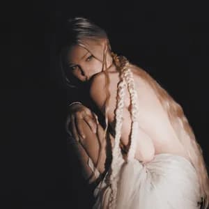 Grace VanderWaal avatar