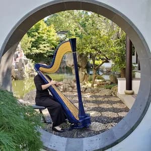 Emily Hopkins avatar