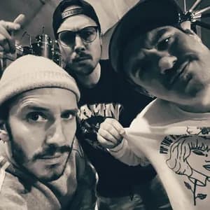 Playboy Sideburn avatar