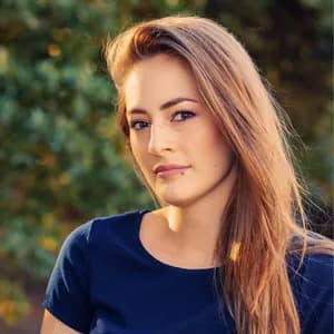 Rebekah Stump avatar