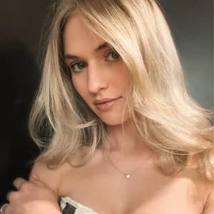 Courtney Storm avatar