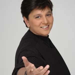 Falguni Pathak avatar