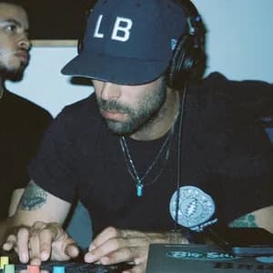 sleeping with shoes on avatar