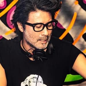 Tsuyoshi Suzuki avatar