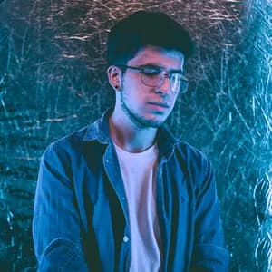 Muerto a puntapiés avatar