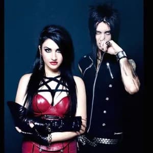 Helalyn Flowers avatar