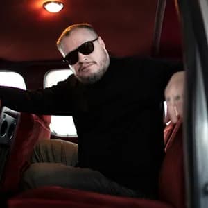 Leonel García avatar