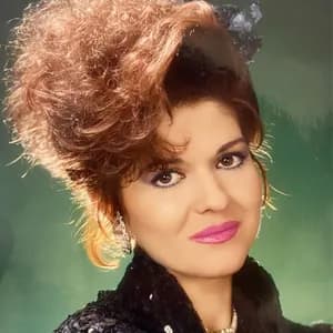 Gülden Karaböcek avatar