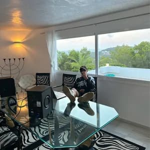 it’s different avatar