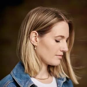 Robyn Sherwell avatar