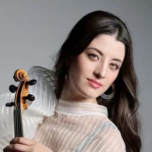 María Dueñas avatar