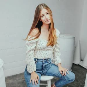 Annie Schindel avatar