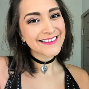 Sabrina Signs avatar