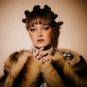 Carolina Deslandes avatar