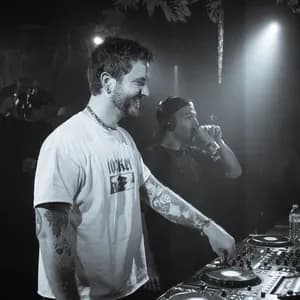 Oliver Wickham avatar