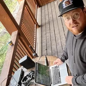 Operator:Operator avatar