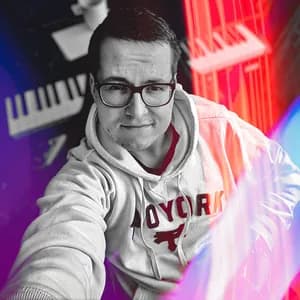 Mark Kouznetsov avatar