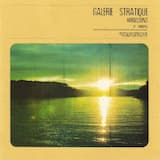 Jolie cycliste sous la pluie