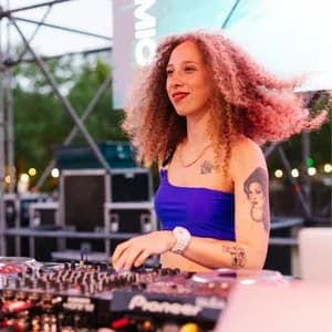 Rossella Essence avatar